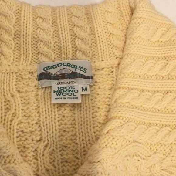 100 percent Merino Wool - Picture 2 of 3